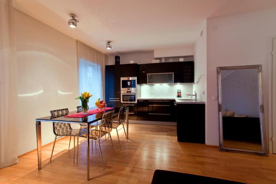 Tatari Apartment Tallinn Rum bild